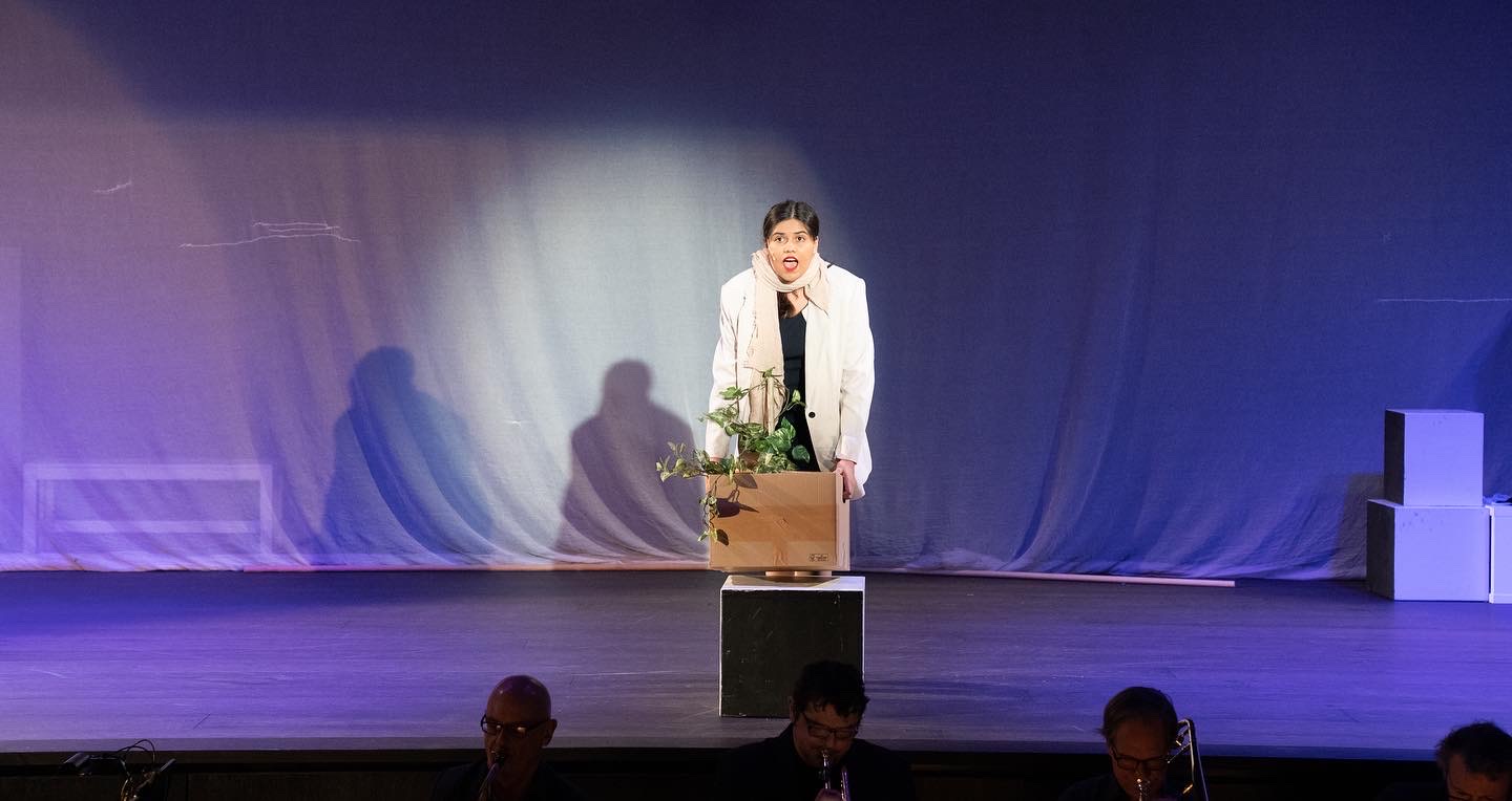 F97F09B9-A0D8-471E-BAD5-59F8F778289B